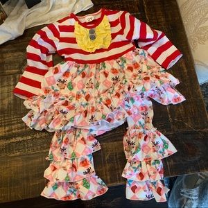 2/$30 2T Boutique Christmas Outfit 🦌🎄🥛🍪